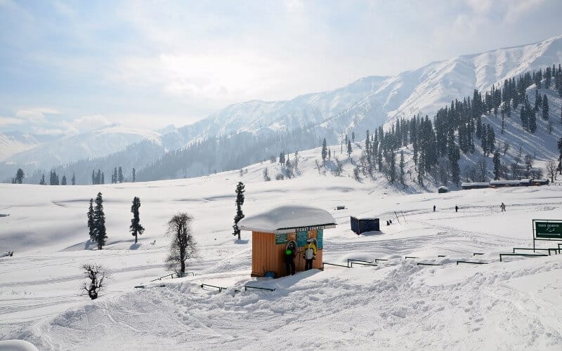 Kashmir-Honeymoon-Packages