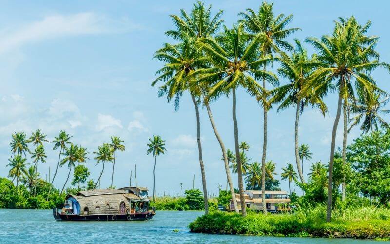 Kerala-Honeymoon-Package-Price