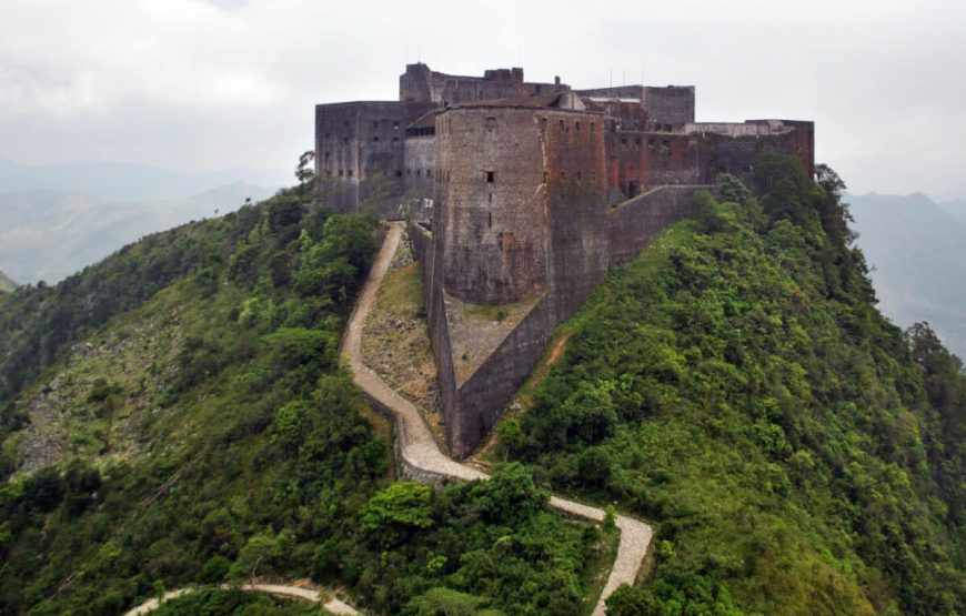 6Mahe-tour-packages