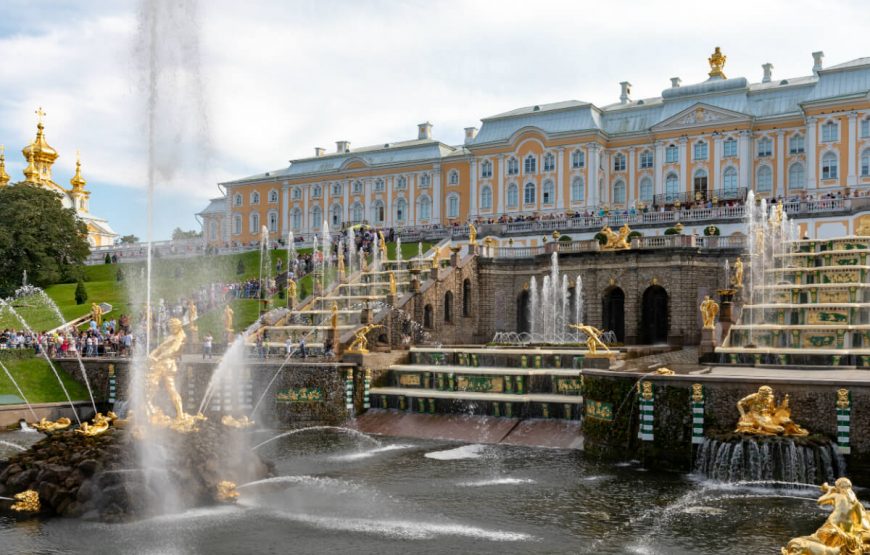 6Peterhof-Palace-Saint-Petersburg-Russia