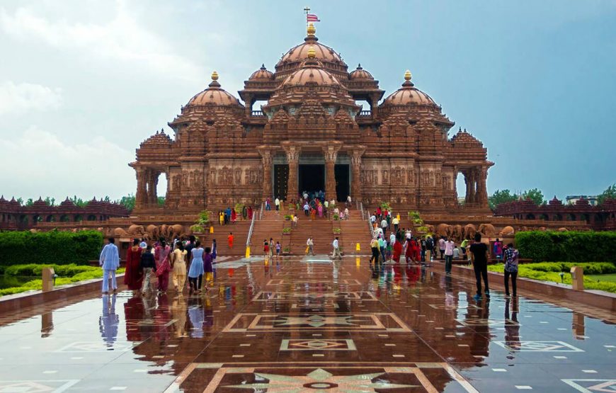Akshardham-Pramukh-Swami-Maharaj