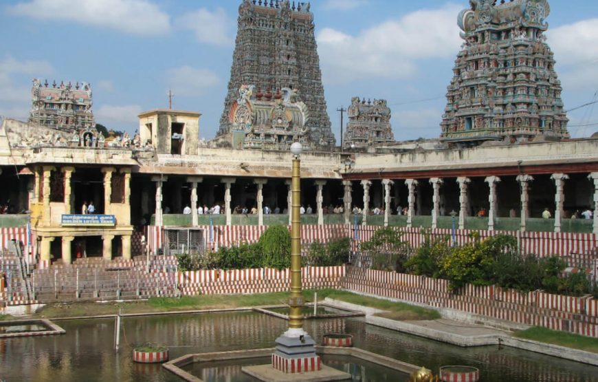 Meenakshiamman-temple-tour-packages