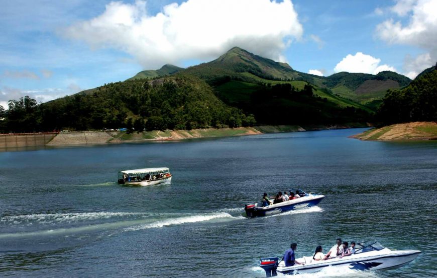 Thekkady-in-Kerala-boating