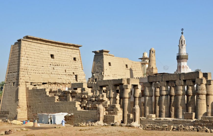 19Luxor-Temple-holiday